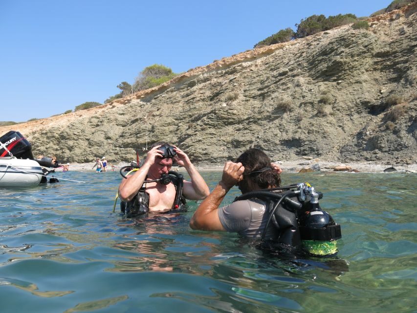 Athens: Private Discover Scuba Diving for Beginners - Small-group attention plus DAN insurance: the comfort factor is real