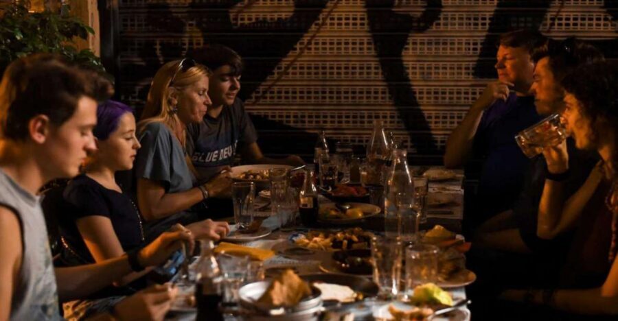 Athens: Private Evening City Walk & 4-Course Curated Dinner - A Premium 4-Course Dinner Downtown: What Makes It Feel Like Part of the Tour