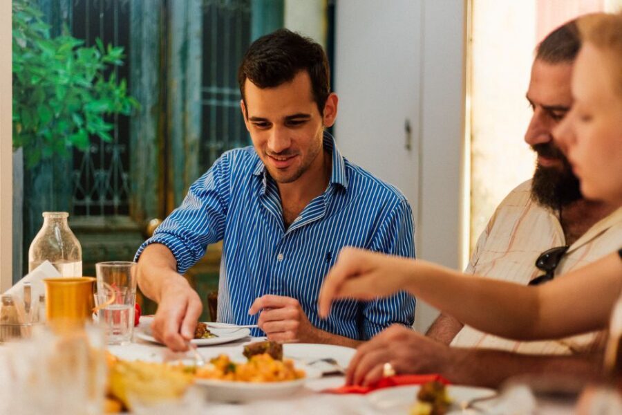 Athens: Private Evening Tour w/ Drinks & Bites in Koukaki - Drinks, walking pace, and how to plan your evening schedule