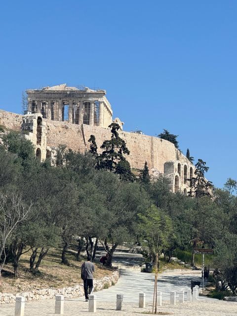 Athens private Full Day Tour - The human factor: drivers and guides make it smooth