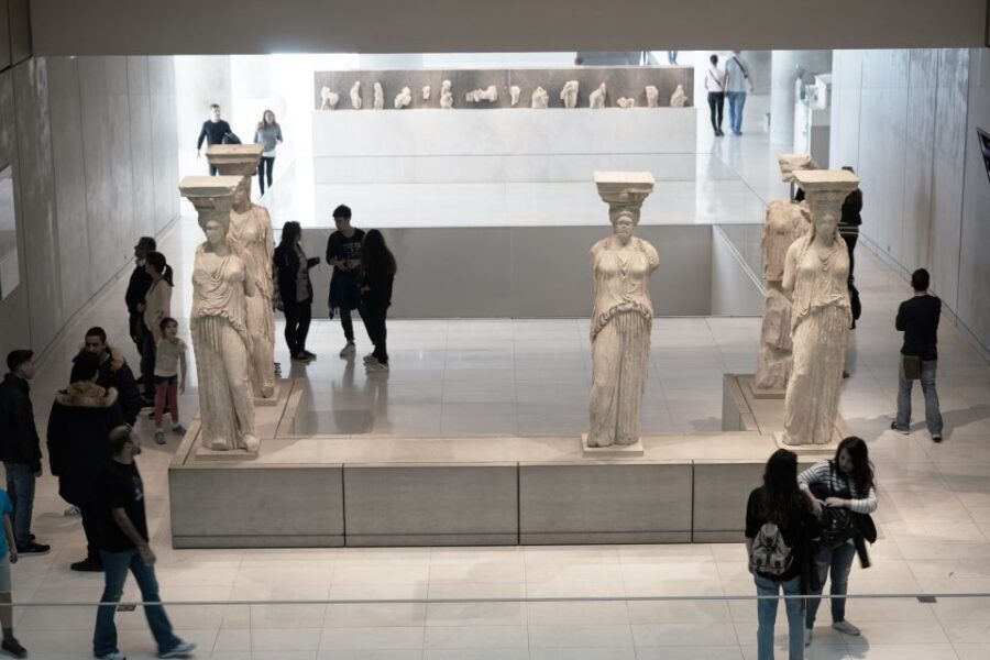 Athens Private Tours: Acropolis and Acropolis Museum - Inside the Acropolis Museum: Parthenon halls, everyday objects, and Caryatids