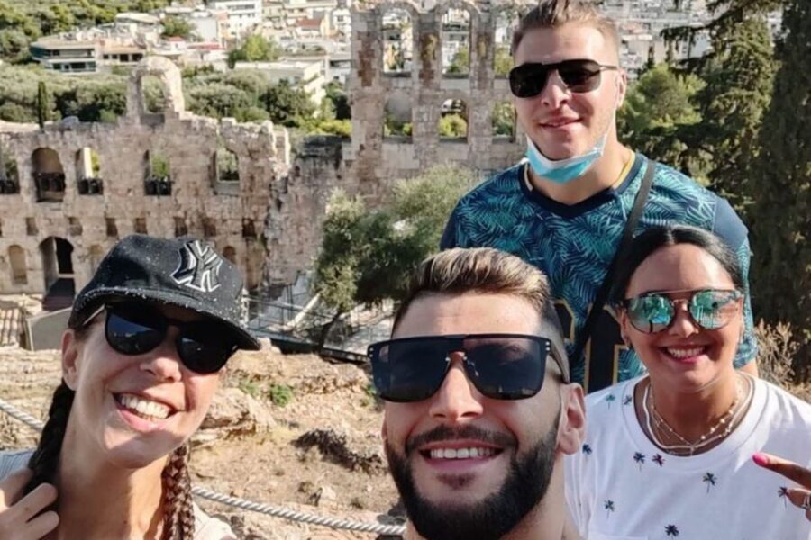 Athens : Private Walking Tour With A Guide ( Private Tour ) - Public transport support (so you don’t spend your whole day walking)