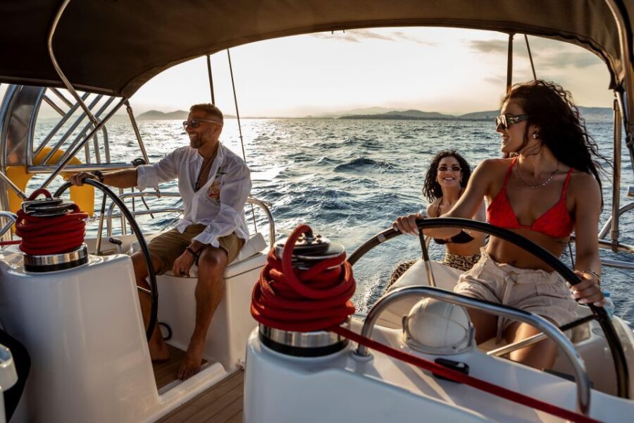 Athens Riviera: Private daily sailing cruise with lunch - Day flow along the Athenian coast: sailing with two anchor stops