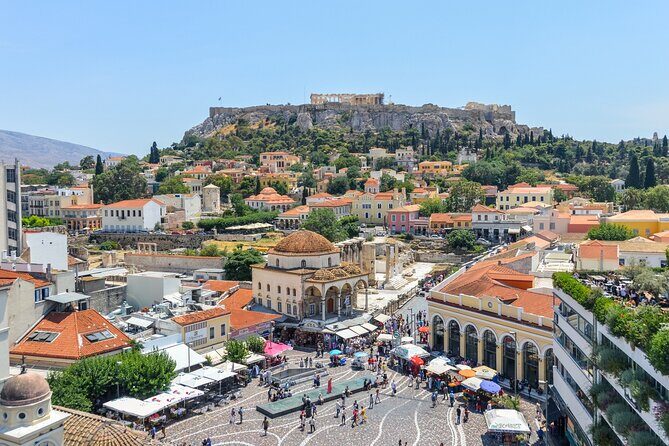 Athens sightseeing Spanish guided tour with Acropolis and museum - Arch of Hadrian: a Roman marker in Greek time