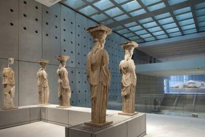 Athens Small Group Tour with Acropolis,Parthenon,Museum and Greek lunch - Climbing to the Acropolis: How 2 Hours Works in Real Life