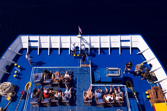 Athens Swimming Cruise to Agistri Metopi Aegina - On-board lunch and the drinks that make the cruise feel like a treat