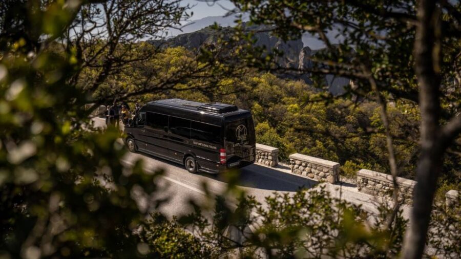 Athens to Meteora, Day Trip with Local Guide,up to 9 people - Key things I’d plan around
