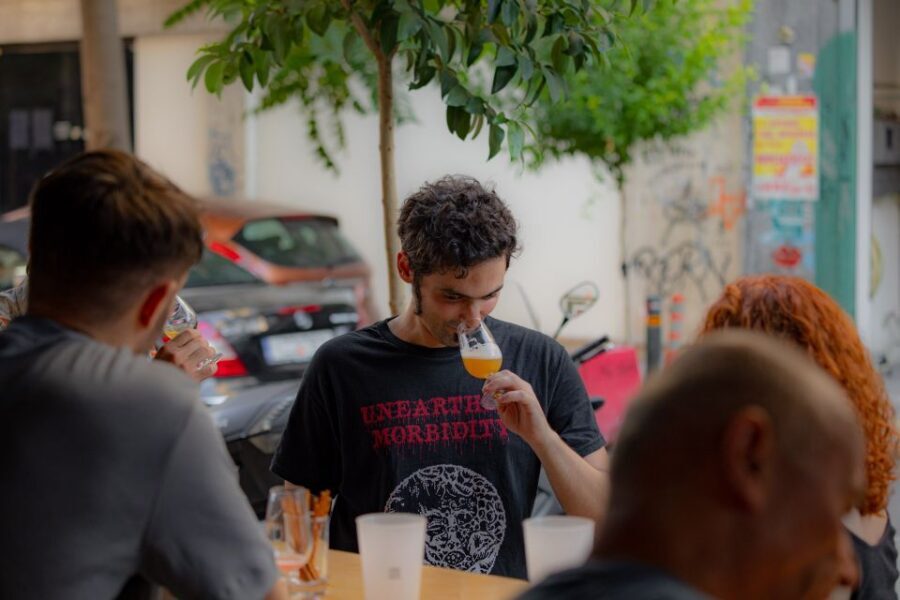 Athens: Walk and Beer Tasting - Price and value: what $73 buys you in Athens