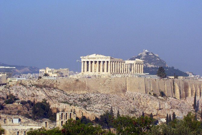 Athens Walking Tour With Skip The Line Of The Acropolis Ticket - Plaka and Anafiotika: where the tour naturally turns into dinner