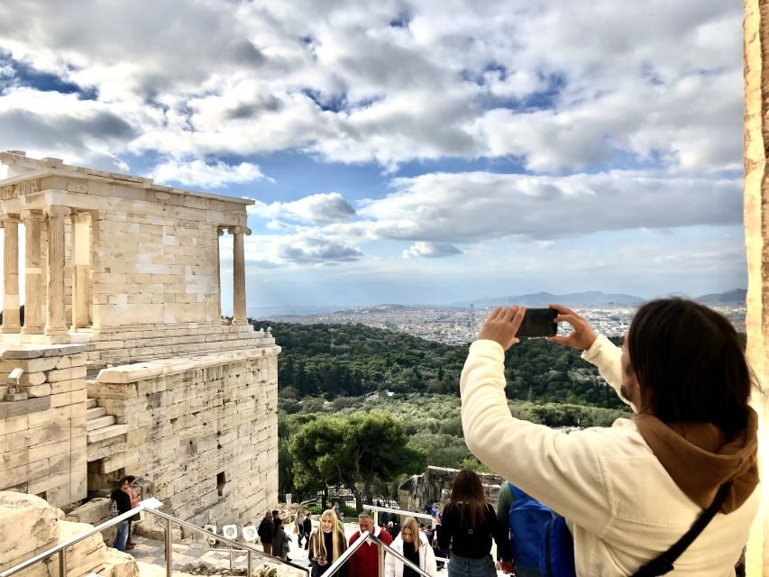 Athens:Acropolis - Historical Center Walking Tour in Spanish - Spanish-Language Guidance That Actually Changes the Experience