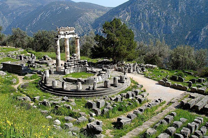 Award-Winning 2-Day Private Delphi & Meteora Tour - The itinerary, stop by stop: what to expect and what to watch for