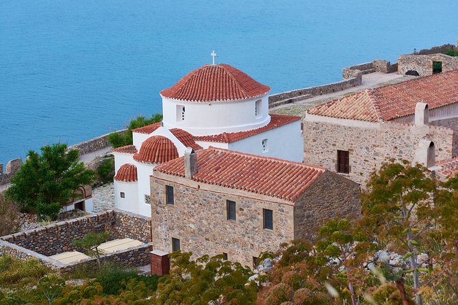 Best of Greece: 7-Day Tour to Real Greece of the Peloponnese, Delphi and Meteora - Day 3: Mani Peninsula, caves, Mystra, and the Leonidas statue stop