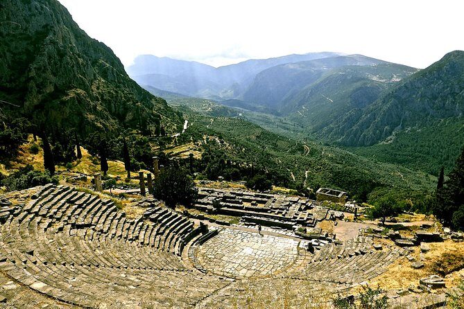 BEST PRIVATE TOUR TO DELPHI: Delphi Arachova Hosios Monastary - Driver-led storytelling vs adding a licensed guide on-site