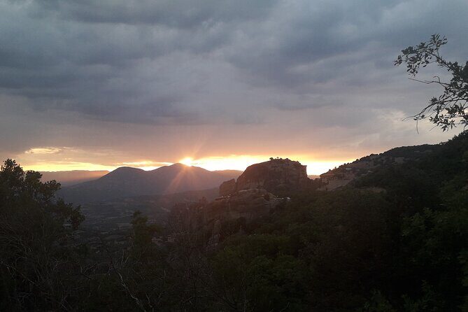 Breath-taking Meteora Sunset Tour - Pickup and meeting point: Kastraki or Kalambaka convenience