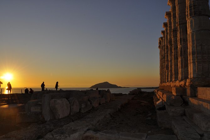 Cape Sounion & Vouliagmeni Lake Private Half-Day Trip from Athens - Comfort and logistics that actually matter on a coastal day