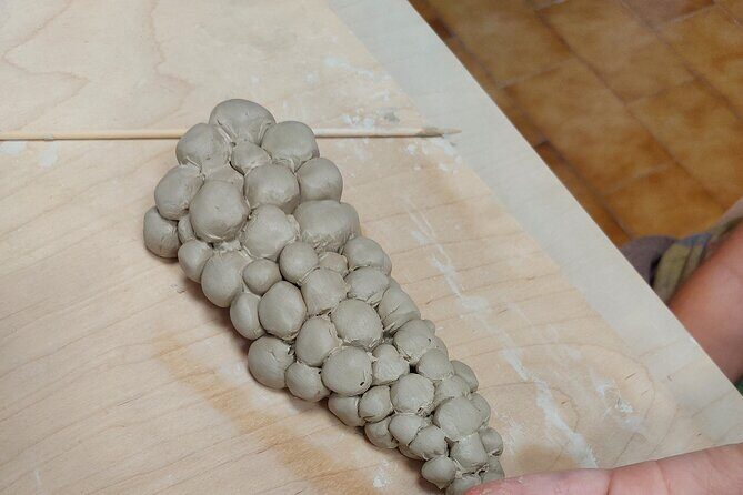 Ceramics Workshops For Kids Only / Artemida - Small group size: why 8 kids changes everything
