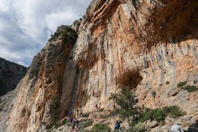 Climbing in Leonidio with instructor - Leonidio route options: 5a to 8b and bouldering nearby