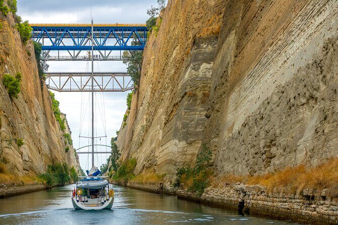 Corinnt Canal, Epidaurus, Nafplio and Mycenae, Private Day Tour - Driver commentary vs site guides: how you get meaning on your terms