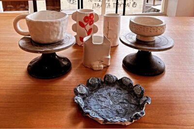 Create and paint your own ceramic piece in a workshop in Athens - Painting with clay colours: personalization without pressure