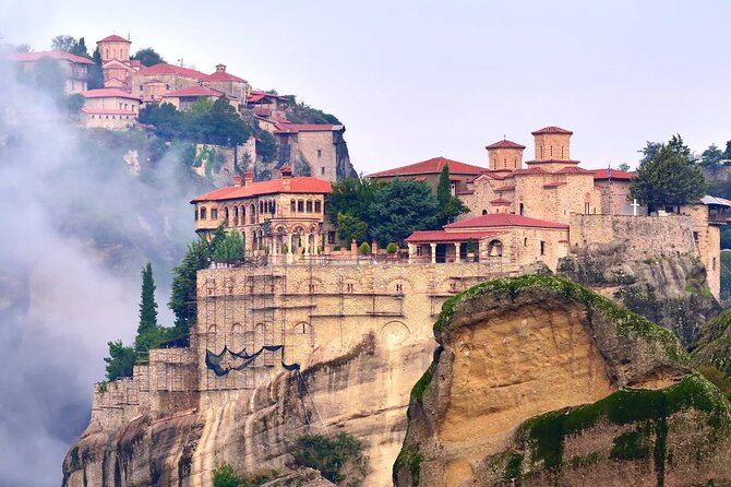 Day Trip to Meteora from Athens - Optional Kalampaka lunch: a smart place to refuel
