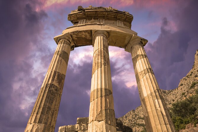 Delphi and Meteora, 2-Days Private Tour - Great Meteoron: the most classic first impression