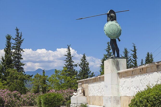 Delphi and Meteora Private Trip From Athens 2days ! - The guide factor: George and the storytelling that makes it stick