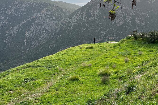Delphi and Osios Loukas Byzantine Monastery - Arachova stop: a short mountain break with real village character