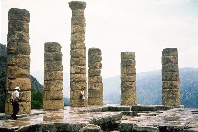 Delphi and Osios Loukas Byzantine Monastery - Delphi: Apollo’s sanctuary and the theatre that still works