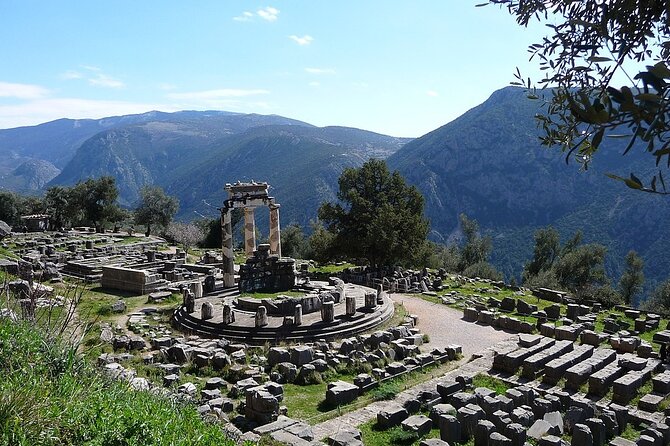 Delphi, Arachova and Levadia Krya Springs, Private Day Tour - Parnassus views: Apollo’s mountain in the real world