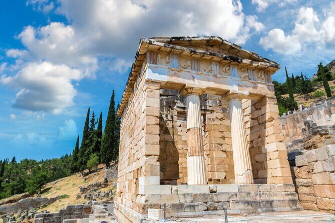 Delphi: Archaeological Site & Museum Ticket with Audio - Delphi Archaeological Museum: where the stories make sense