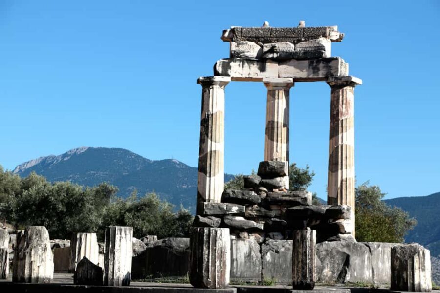 Delphi: Audiovisual self-guided tour with 3D models - The Pythian Games: a festival, not just a footnote