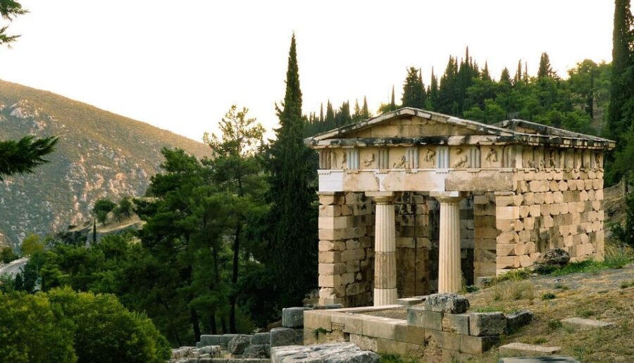 Delphi Skip-The-Line Private Tour - Expert Guide - Delphi works best when you can connect the dots