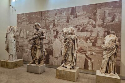 Delphi, Thermopylae full day private tour from Athens - Your driver matters more than you think