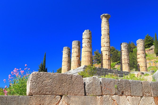Delphi Tour From Athens - Lunch plus Arachova: a real break on the return
