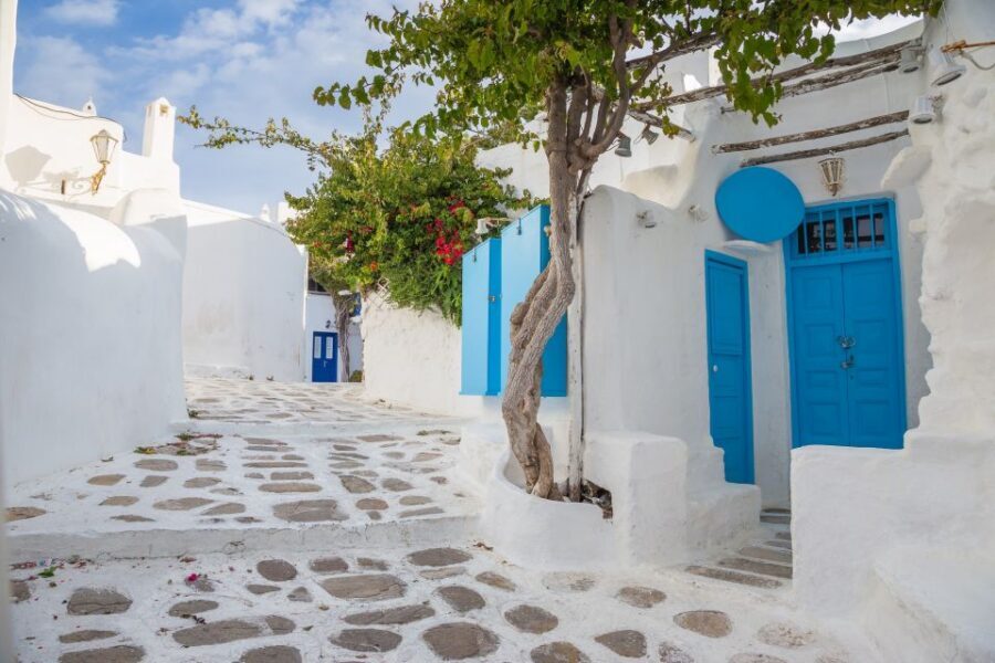 From Athens: 2-Day Santorini and Mykonos Trip - The 6-hour ferry to Santorini: the caldera moment arrives before you do