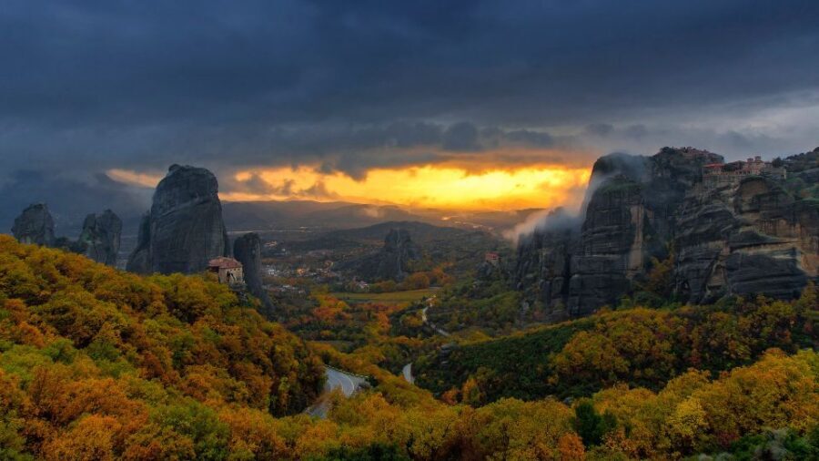From Athens: 2 Days Meteora, Thermopylae & Delphi Tour - What’s included (and what you’ll need to pay yourself)