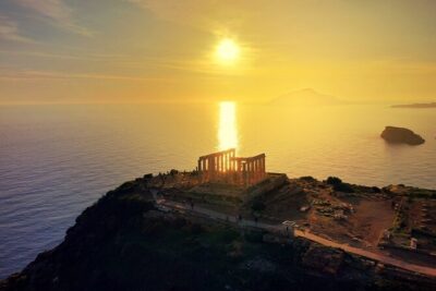 From Athens: Half day tour to Temple of Poseidon, Cape Sounio (Athens Riviera) - Athens coastline stops: SNFCC, marinas, and the early “wow” factor