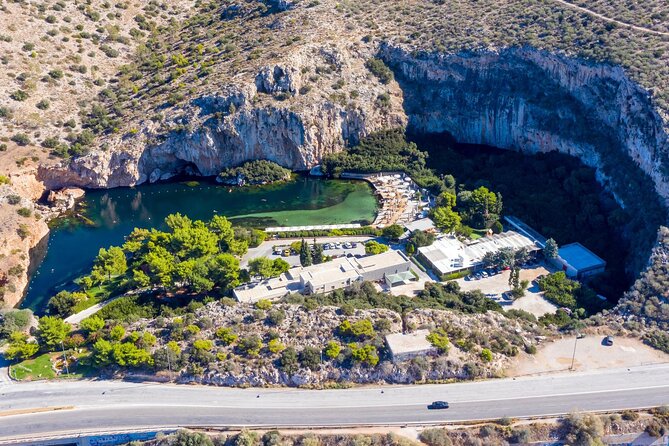 From Athens: Half day tour to Temple of Poseidon, Cape Sounio (Athens Riviera) - How the driver experience affects your day