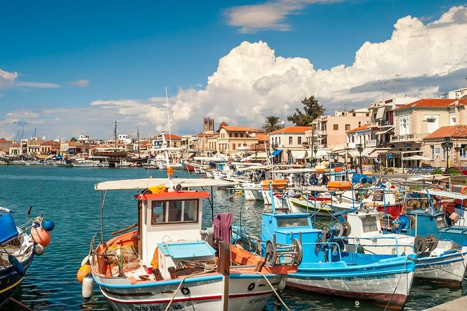 From Athens: Hydra, Poros, and Aegina Day Cruise with Lunch - Onboard Life: Folklore Show, Buffet Lunch, and Seat Comfort