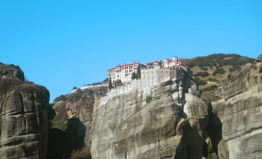 From Athens: Meteora Full-Day Trip with Guide on Luxury Bus - Who should book this Meteora day trip