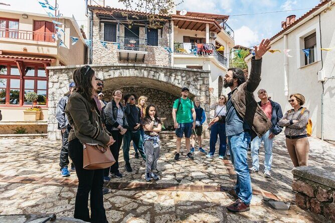 From Athens: Small-Group Delphi, Museum & Arachova Day Trip - Arachova’s Mountain Streets: Lunch, Free Time, and Photo-Friendly Views
