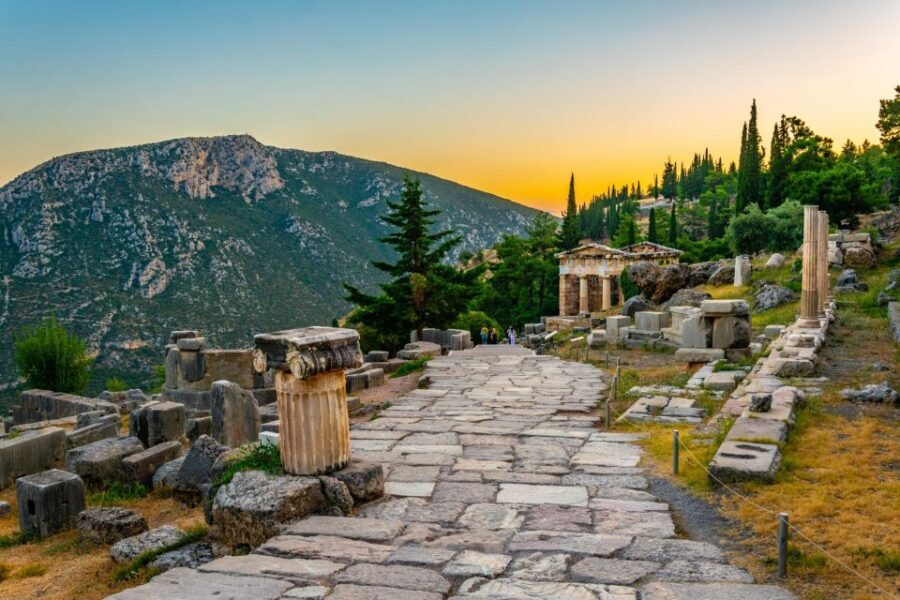 From Athens: Temple of Apollo and Oracle Delphi Day Trip - Pickup reality check: convenient hotels, not every door