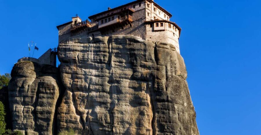 From Athens: Two-Day Guided Tour to Meteora - Getting From Athens To Kalambaka: The Long but Easy Coach Ride
