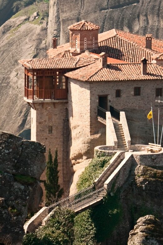 From Athens: Two-Day Guided Tour to Meteora - First Taste of Meteora: Kalambaka Town Time and the Guided Afternoon