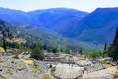 Full day Delphi private tour - Delphi Ancient Town: the oracle site plus real museum time
