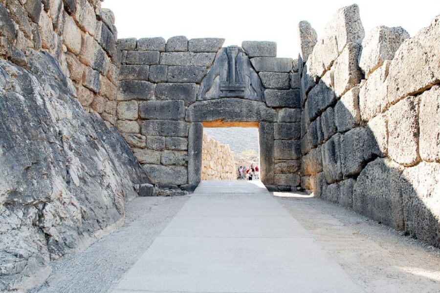 Full Day Tour in Argolis, Nafplio and Mycenae - Corinth Canal Stop: the Sea Connection You Can See