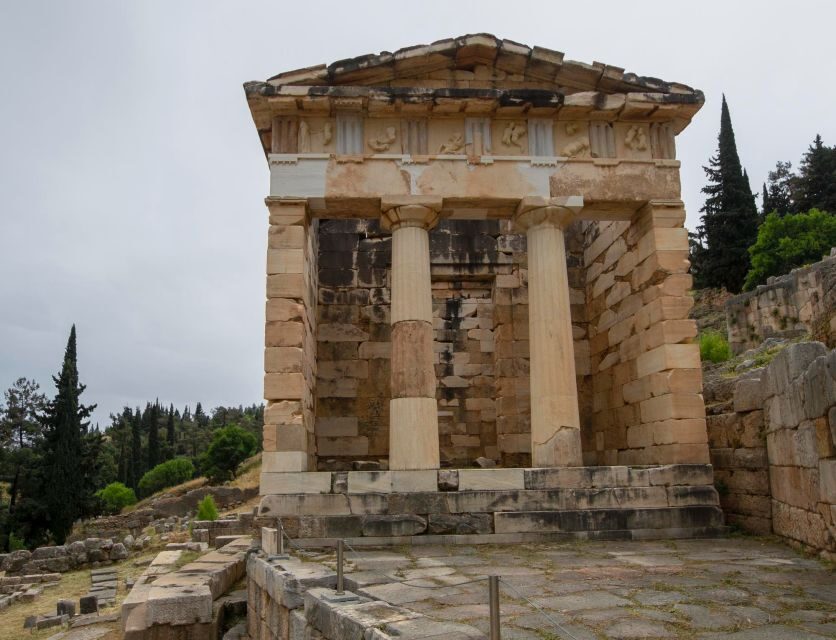 ''Full-Day Tour of Delphi-Monastery Hosios Loukas- Livadia'' - Who this tour fits best