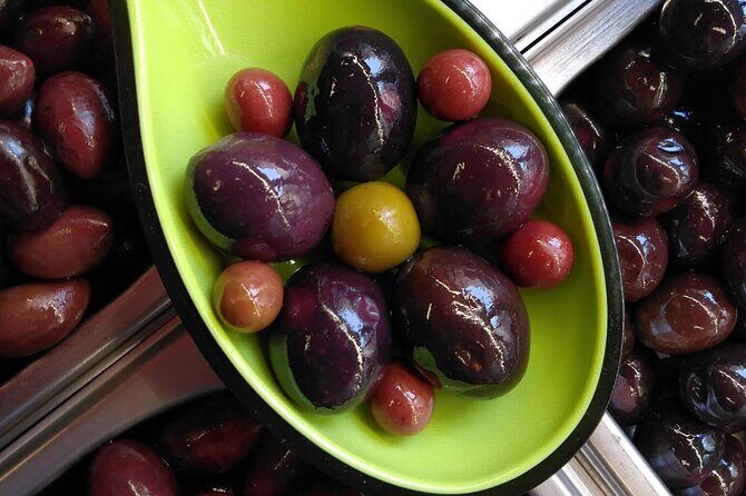 Greek Olives and Olive Oil Tasting in Athens - What you actually taste: olives, olive oil, honey, and mastic