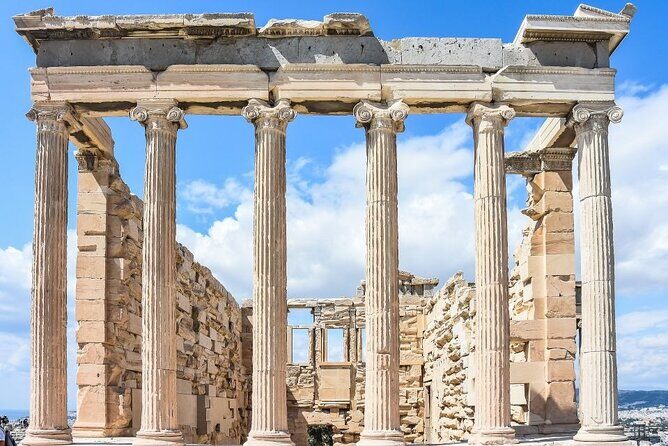 Guided Walking Tour of the Acropolis in Athens in Spanish - What 90 minutes on the Acropolis really means