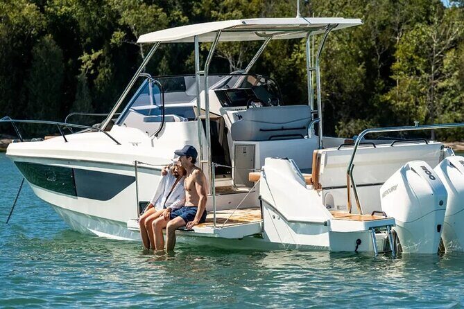 Half-Day Private Swimming Cruise along the Athenian Riviera - What’s included onboard (and what’s not)